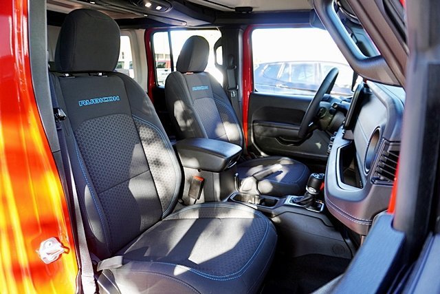 Used 2025 Red Jeep Rubicon 4xe image 18