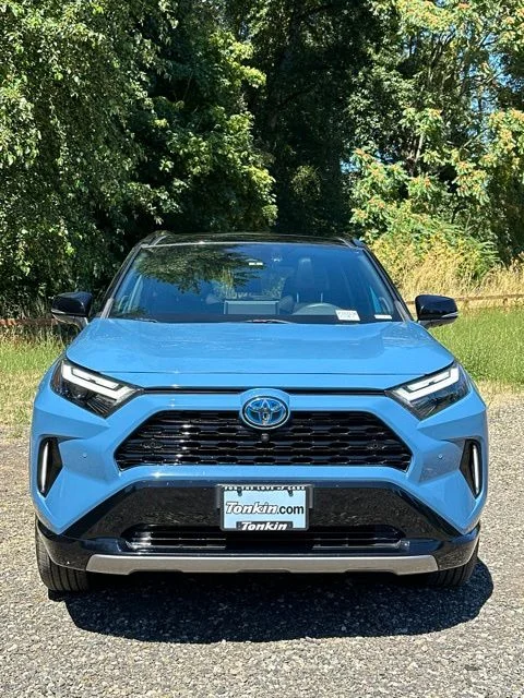 Used 2022 Cavalry Blue/Midnight Black Metallic Toyota XSE image 3