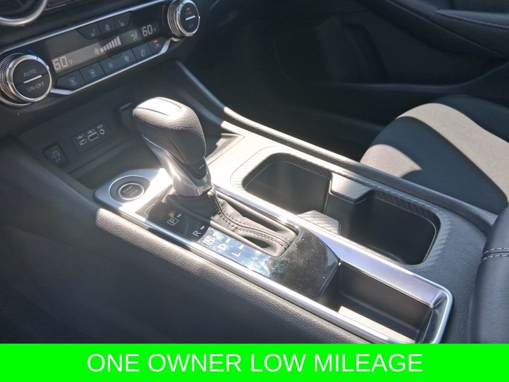 Used 2025 White Nissan SV image 16