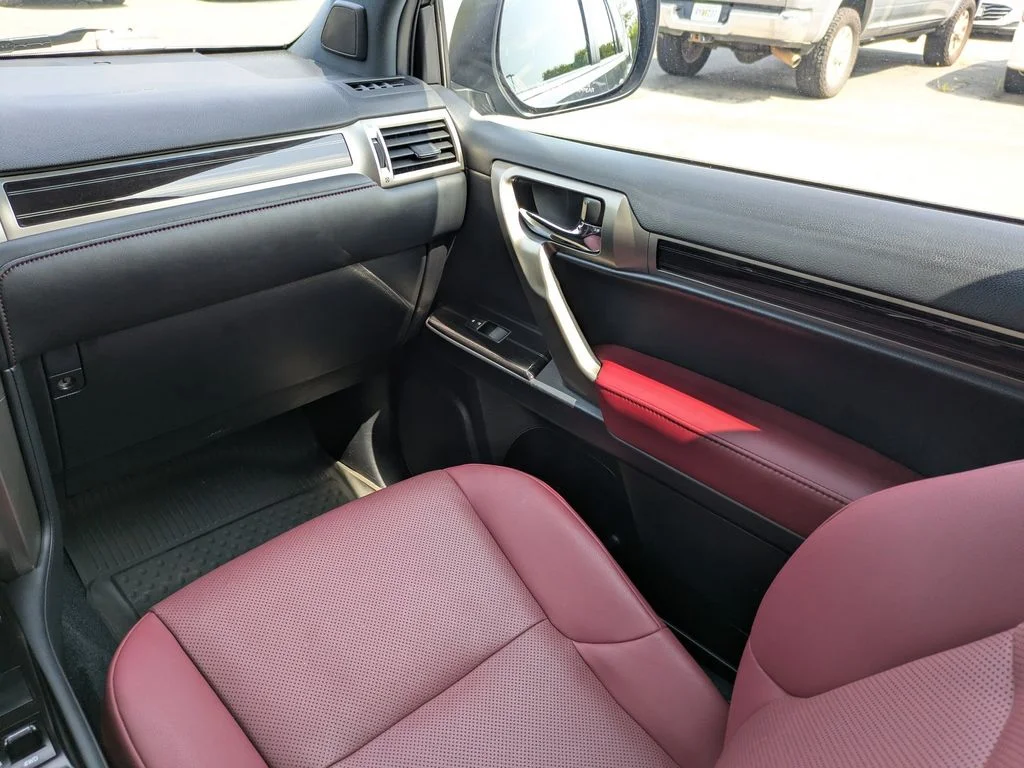 Used 2021 Gray Lexus 460 image 19