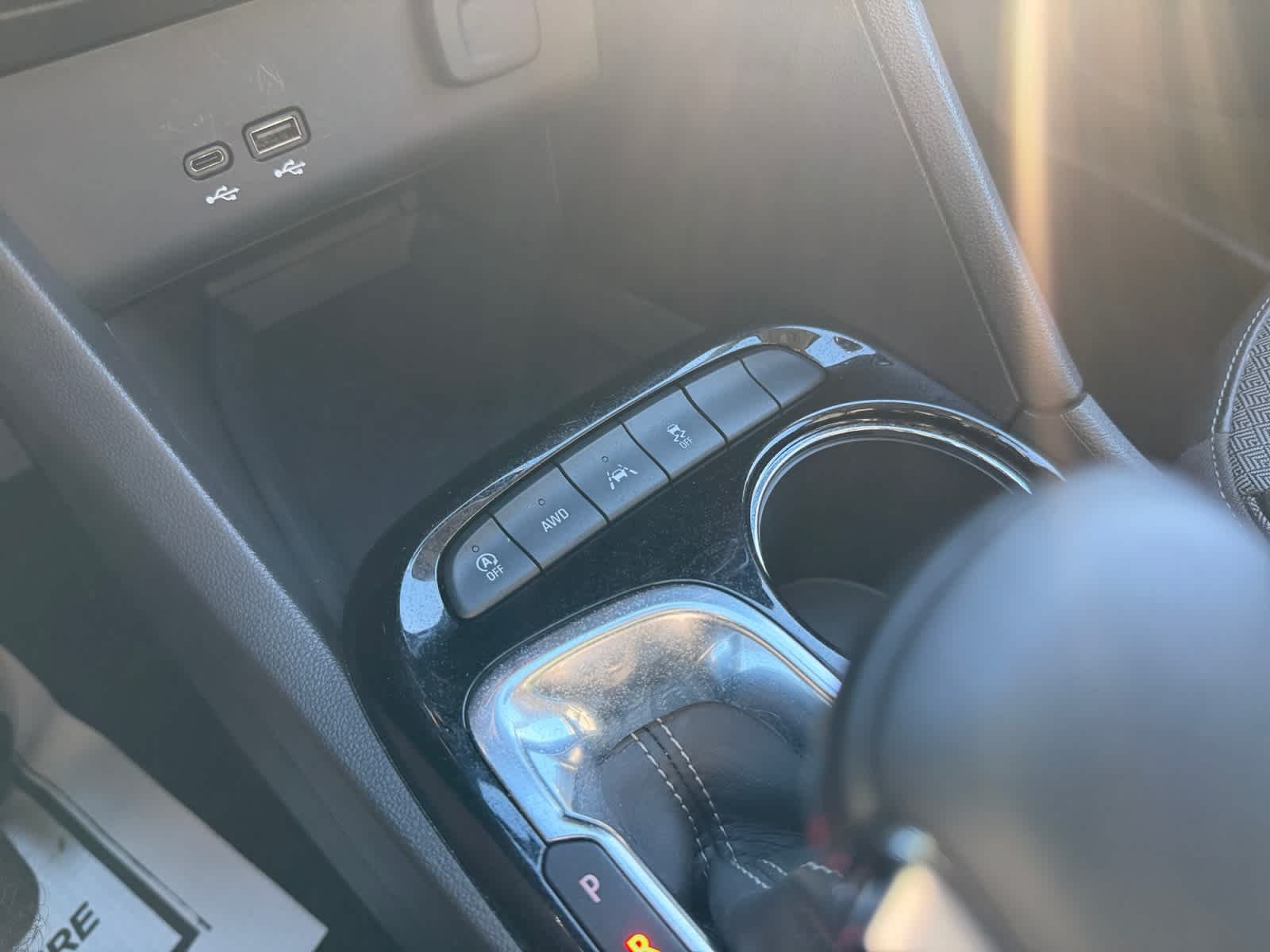 Used 2025 Summit White Buick Preferred image 33