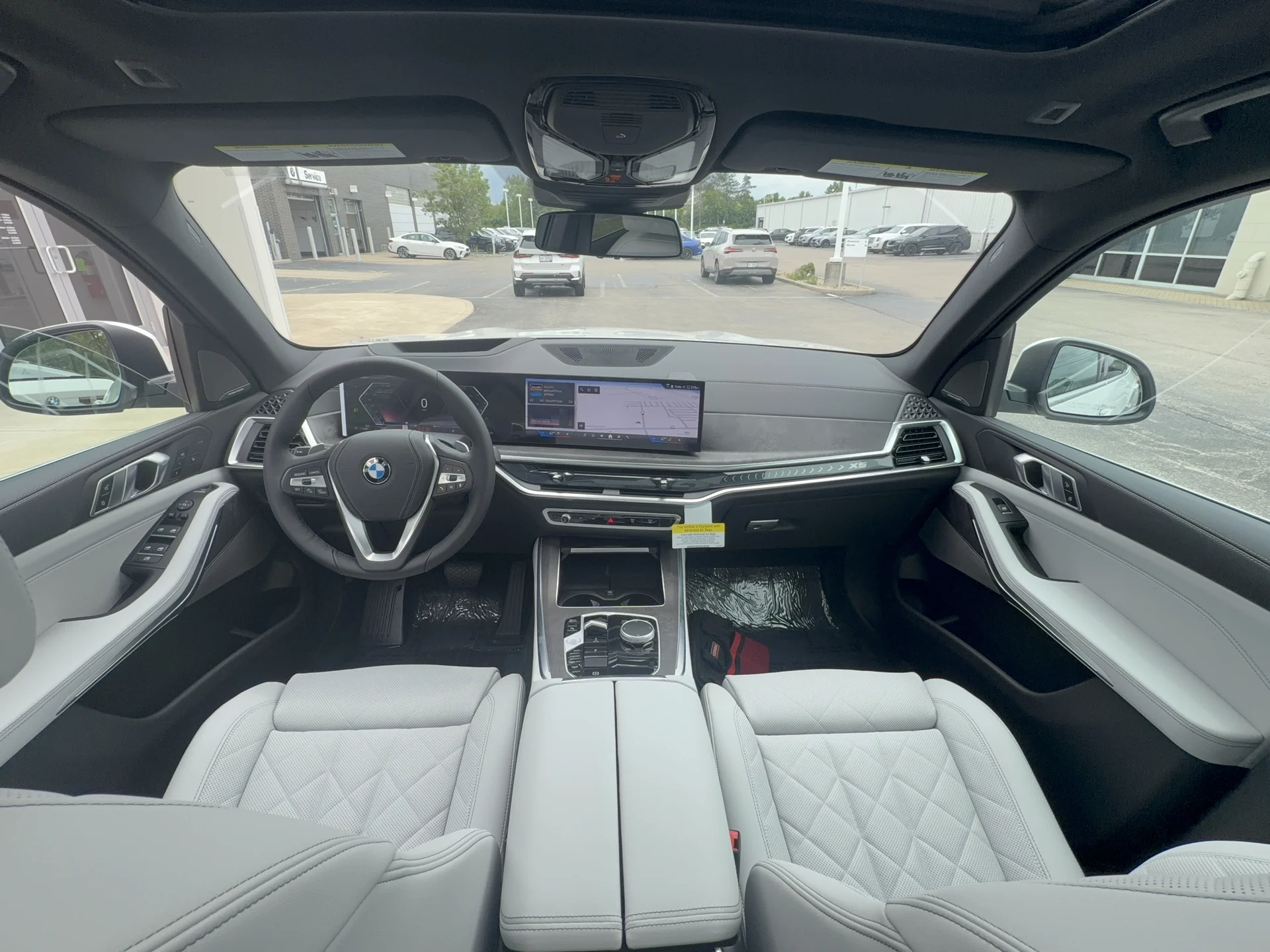 New 2026 Alpine White BMW xDrive40i image 12