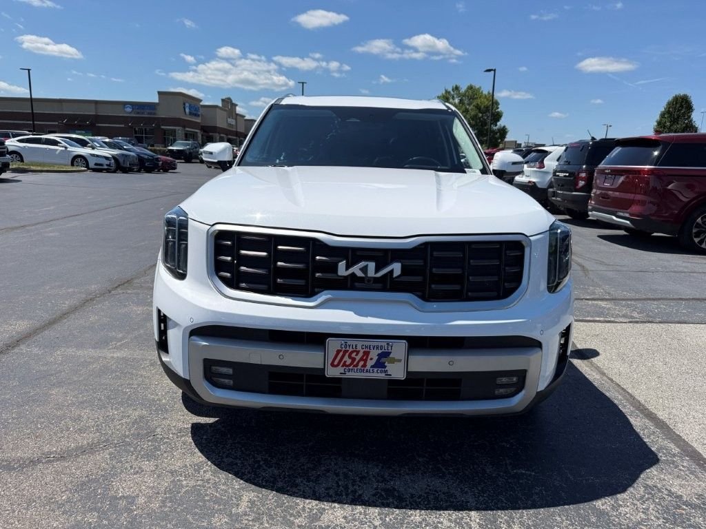 Used 2024 White Kia SX-Prestige image 2