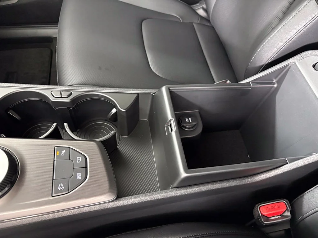 New 2027 Snow White Pearl Kia EX image 45