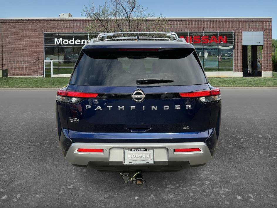 Certified Used 2022 Deep Ocean Blue Pearl Nissan SL image 3