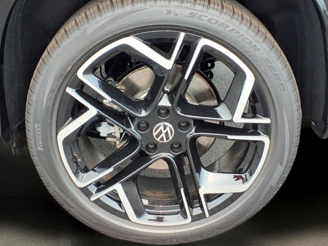 New 2026 Deep Black Pearl Volkswagen SEL R-Line Turbo 4Motion image 12