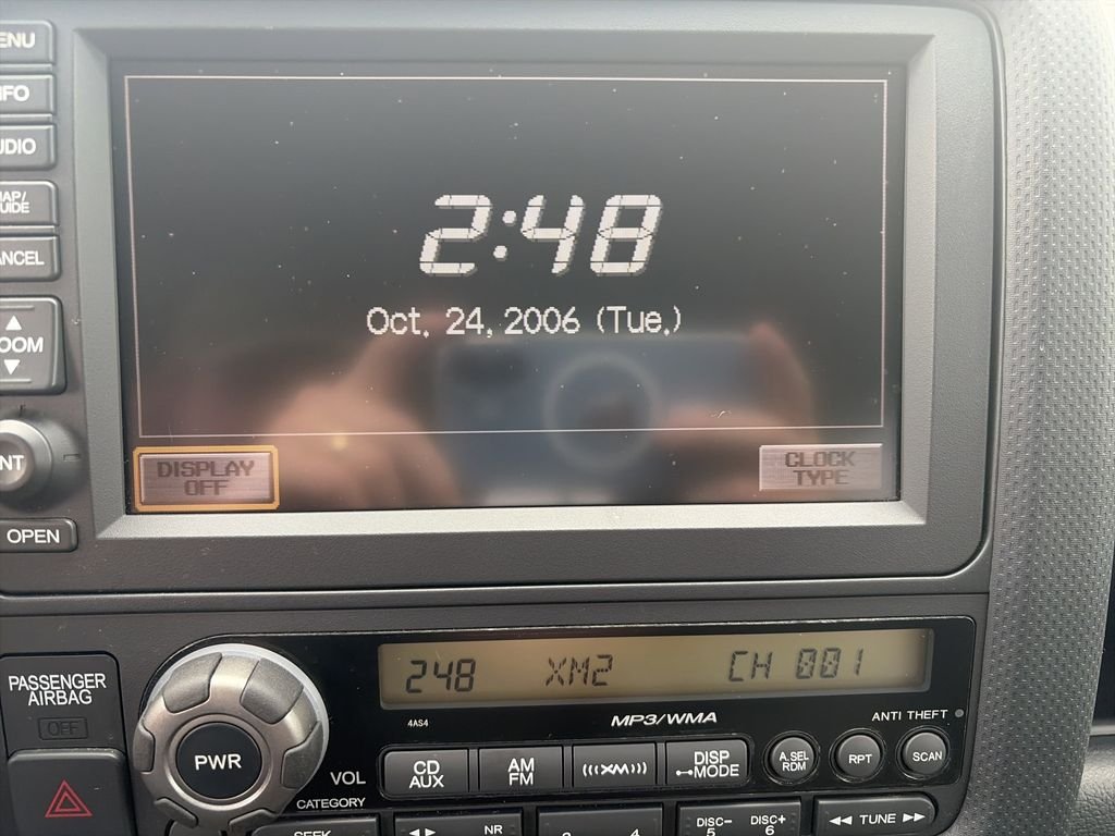 Used 2012 Silver Honda RTL image 23