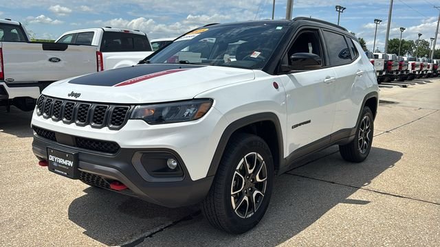 Certified Used 2025 White Jeep Trailhawk image 6