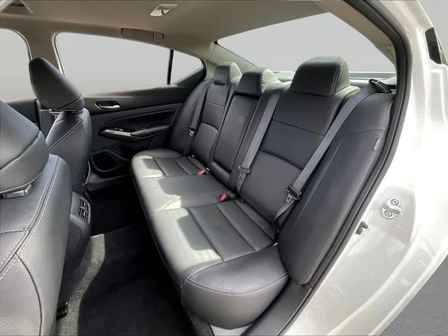 Used 2025 White Nissan 2.5 SL image 23