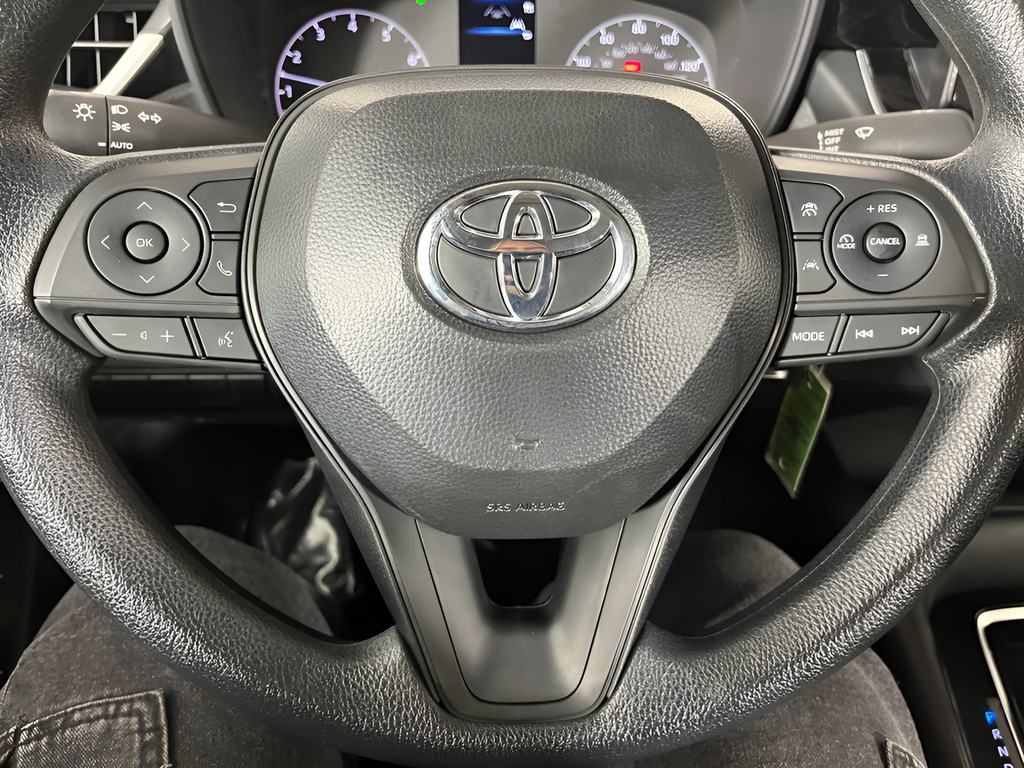 Used 2025 Ice Toyota LE image 20