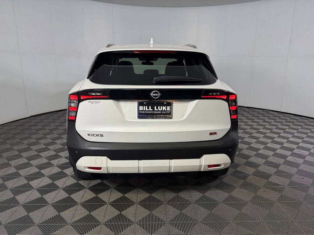 Used 2025 White Nissan SR image 8