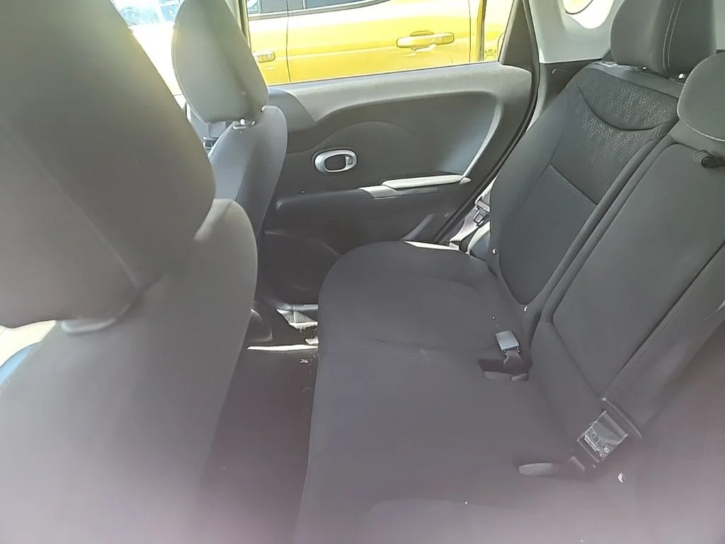 Used 2014 Silver Kia Base image 10