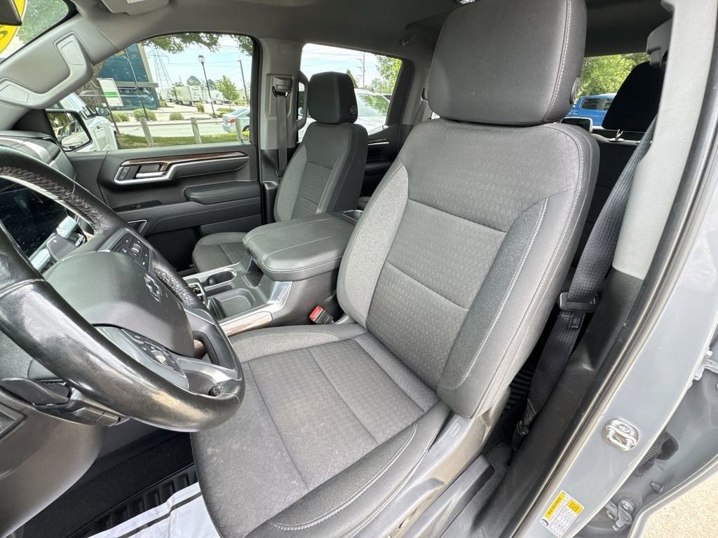 Used 2025 Slate Gray Metallic Chevrolet RST image 23