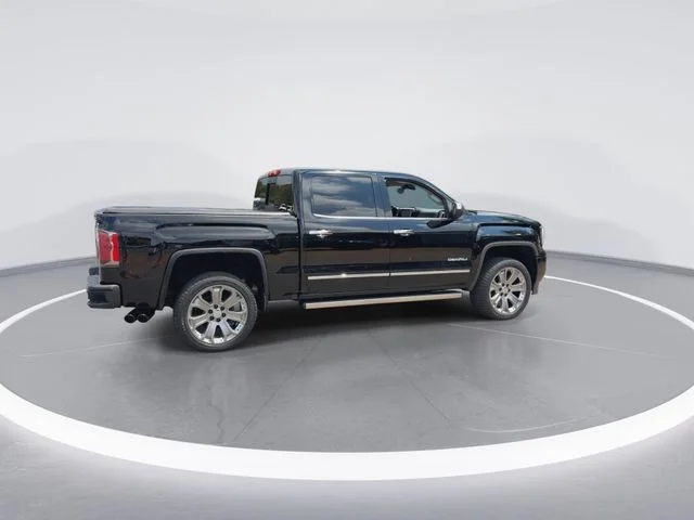 Used 2017 Black GMC Denali image 9