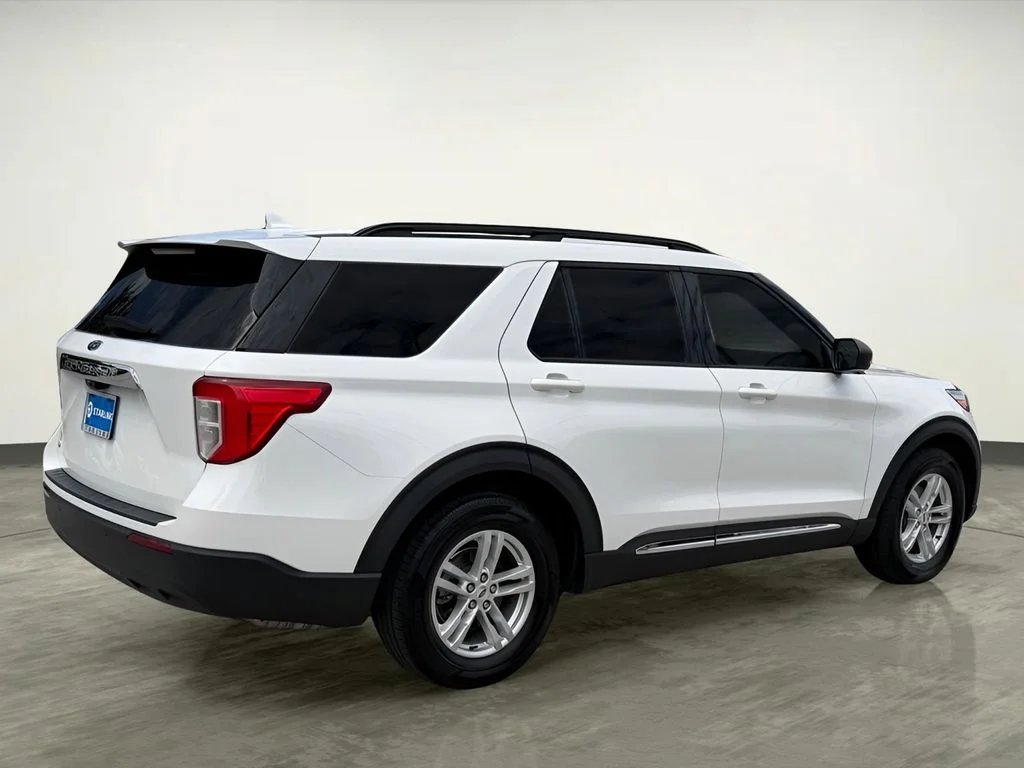 Used 2023 White Ford XLT image 8