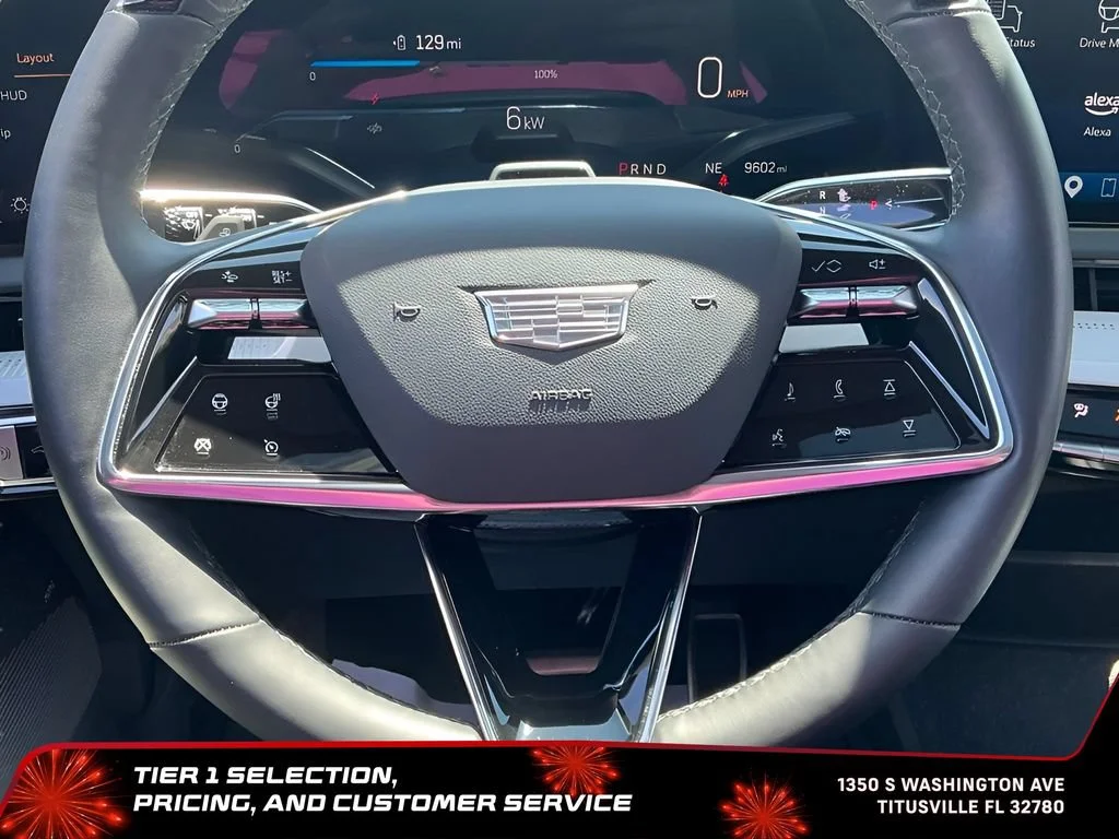 Used 2025 Crystal White Tricoat Cadillac Luxury 2 image 45