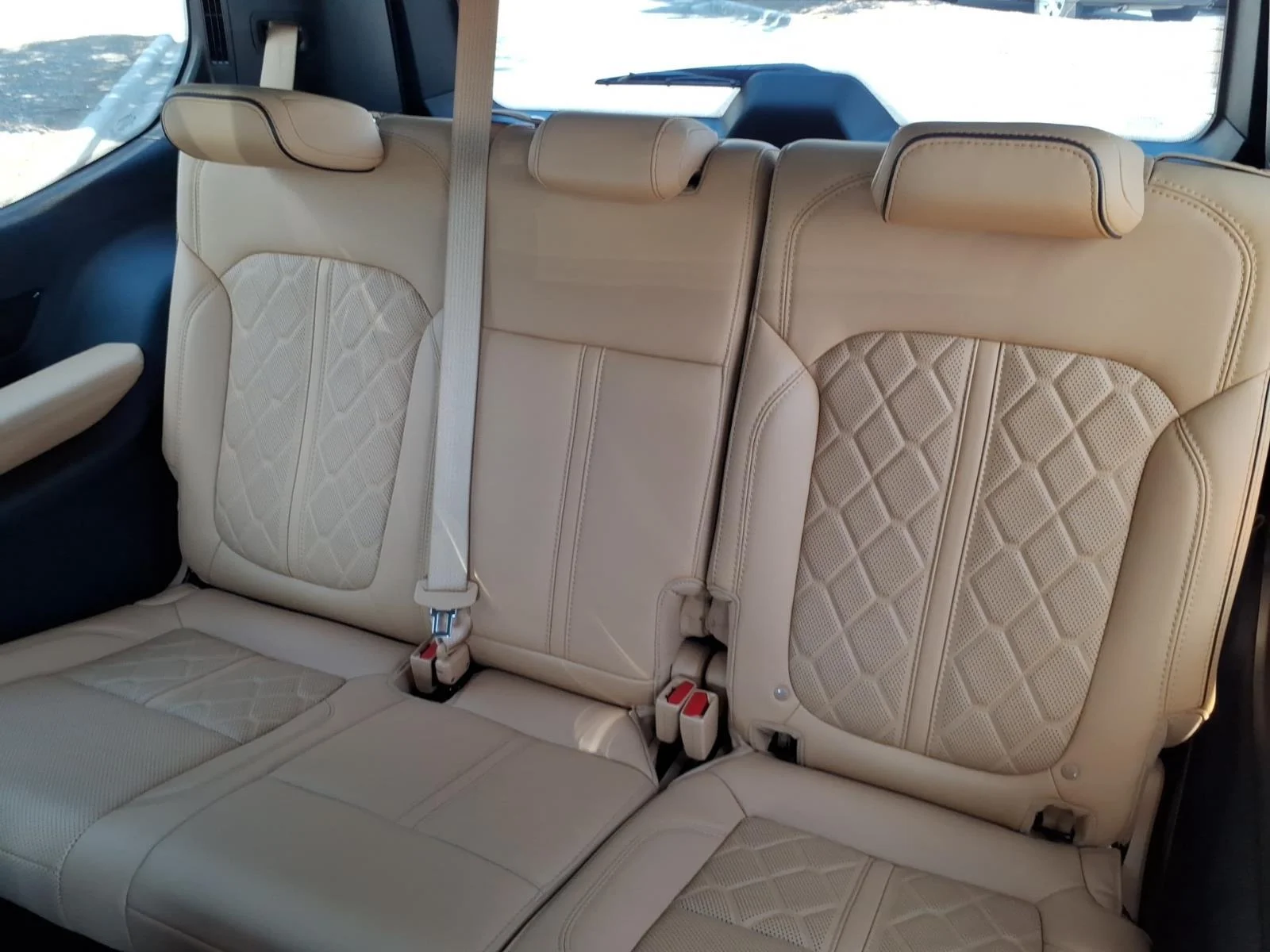 Used 2023 Bright White Clearcoat Jeep Series III image 23