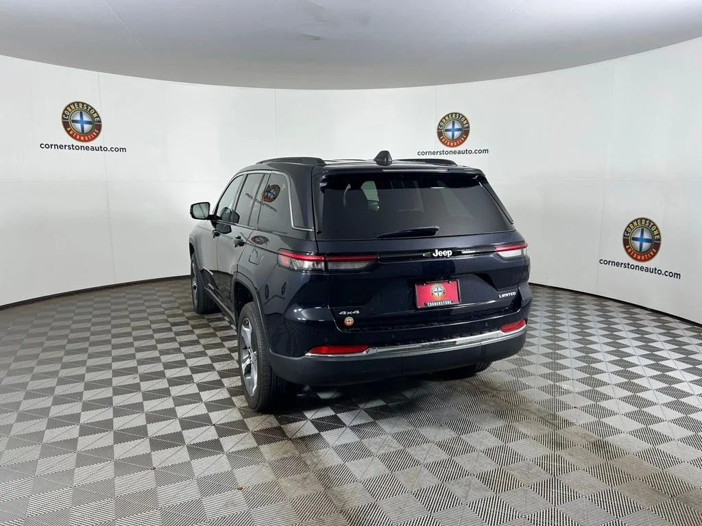 Used 2024 Black Jeep Limited image 19