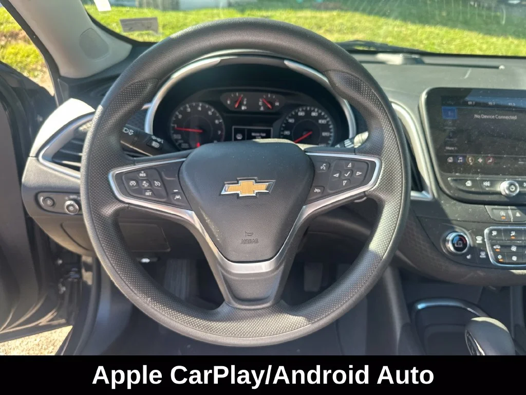Used 2023 Gray Chevrolet LT image 14