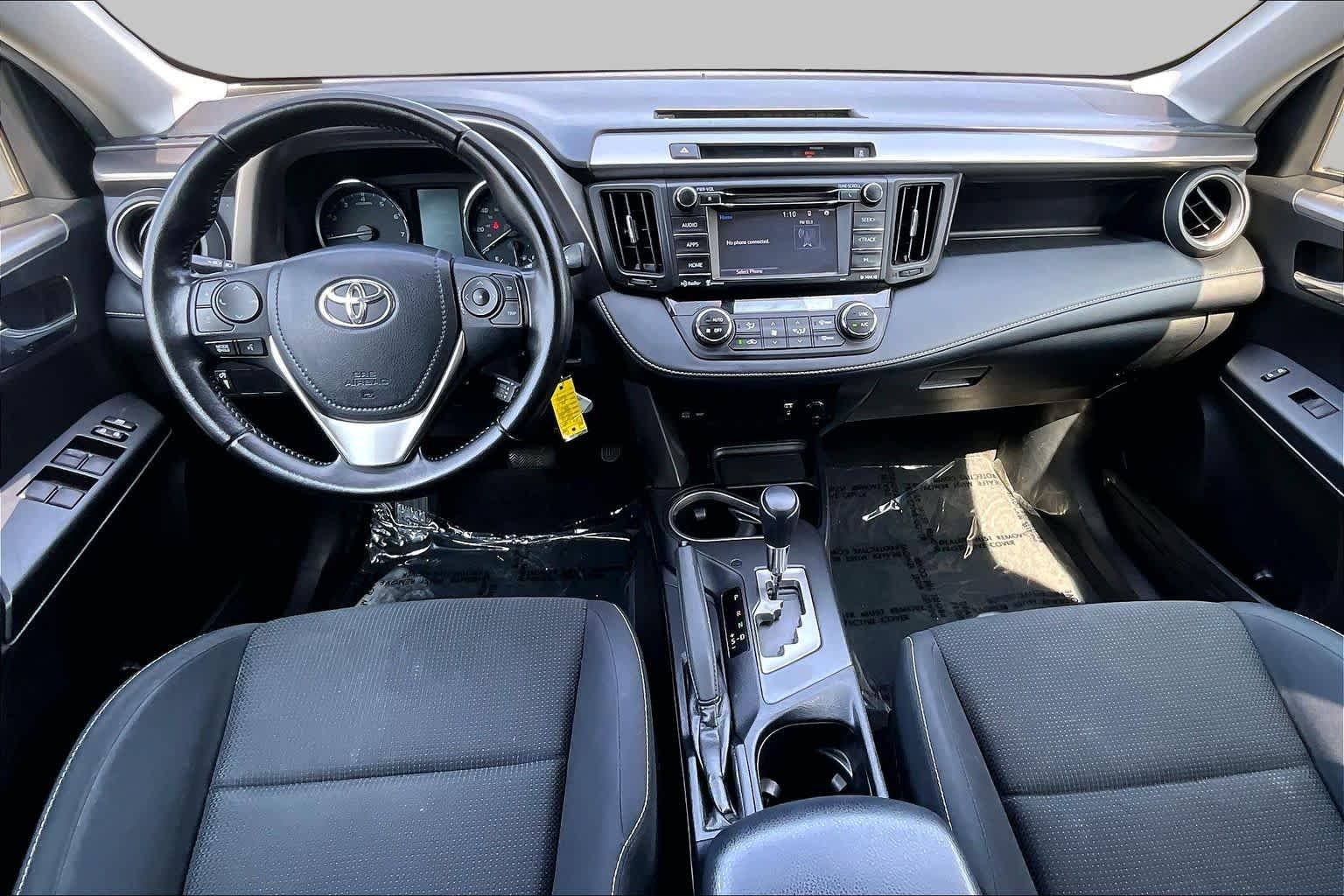 Used 2016 Magnetic Gray Metallic Toyota XLE image 16