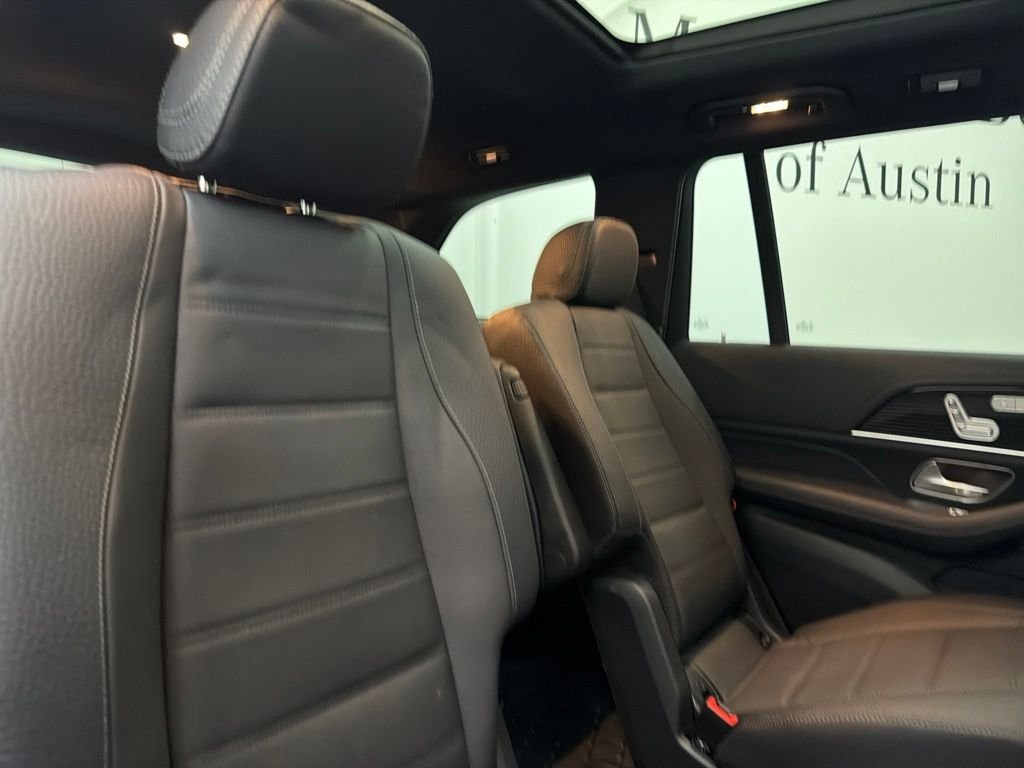Certified Used 2025 Black Mercedes-Benz GLS 580 image 24