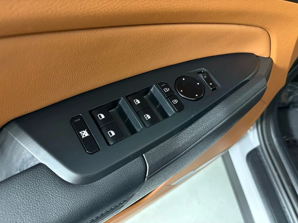 New 2026 Wolf Gray Kia X-Line image 16