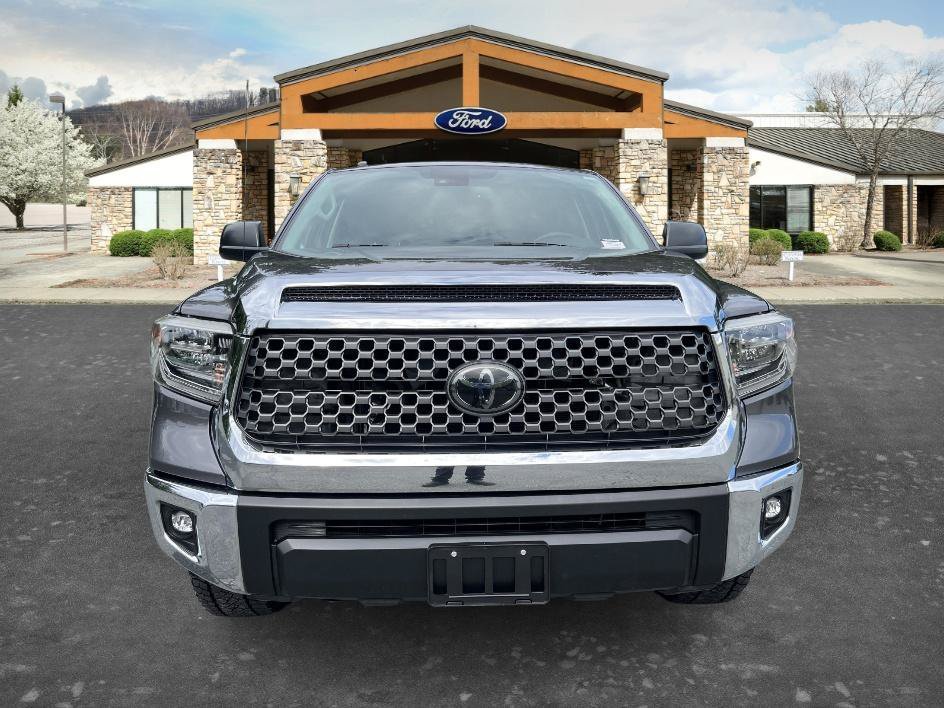 Used 2018 Magnetic Gray Metallic Toyota SR5 image 2