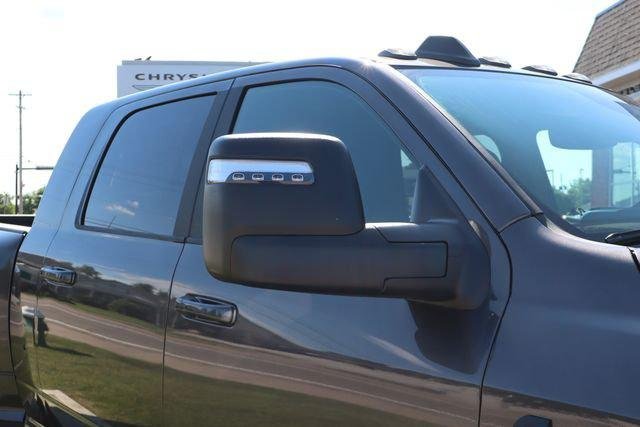 New 2026 Granite Crystal Metallic Clear-Coat Exterior Paint RAM LARAMIE image 14