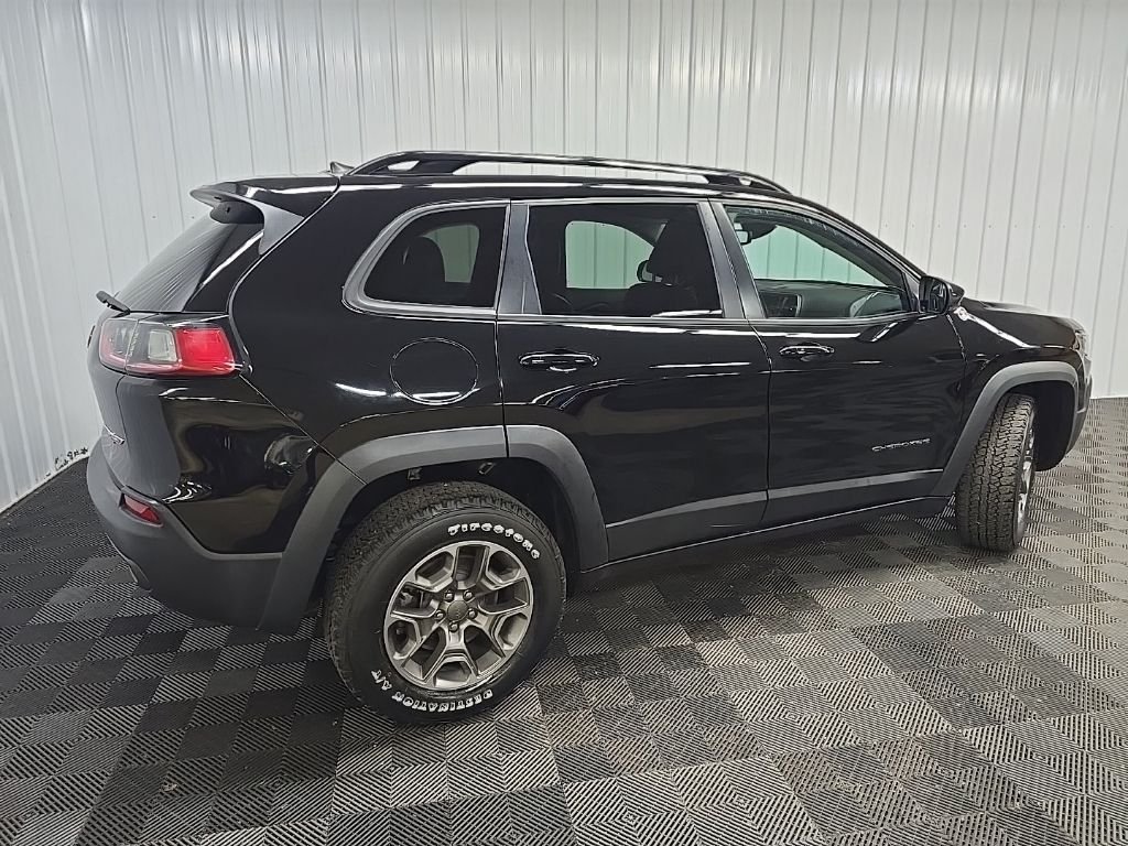 Used 2022 Black Jeep Trailhawk image 3
