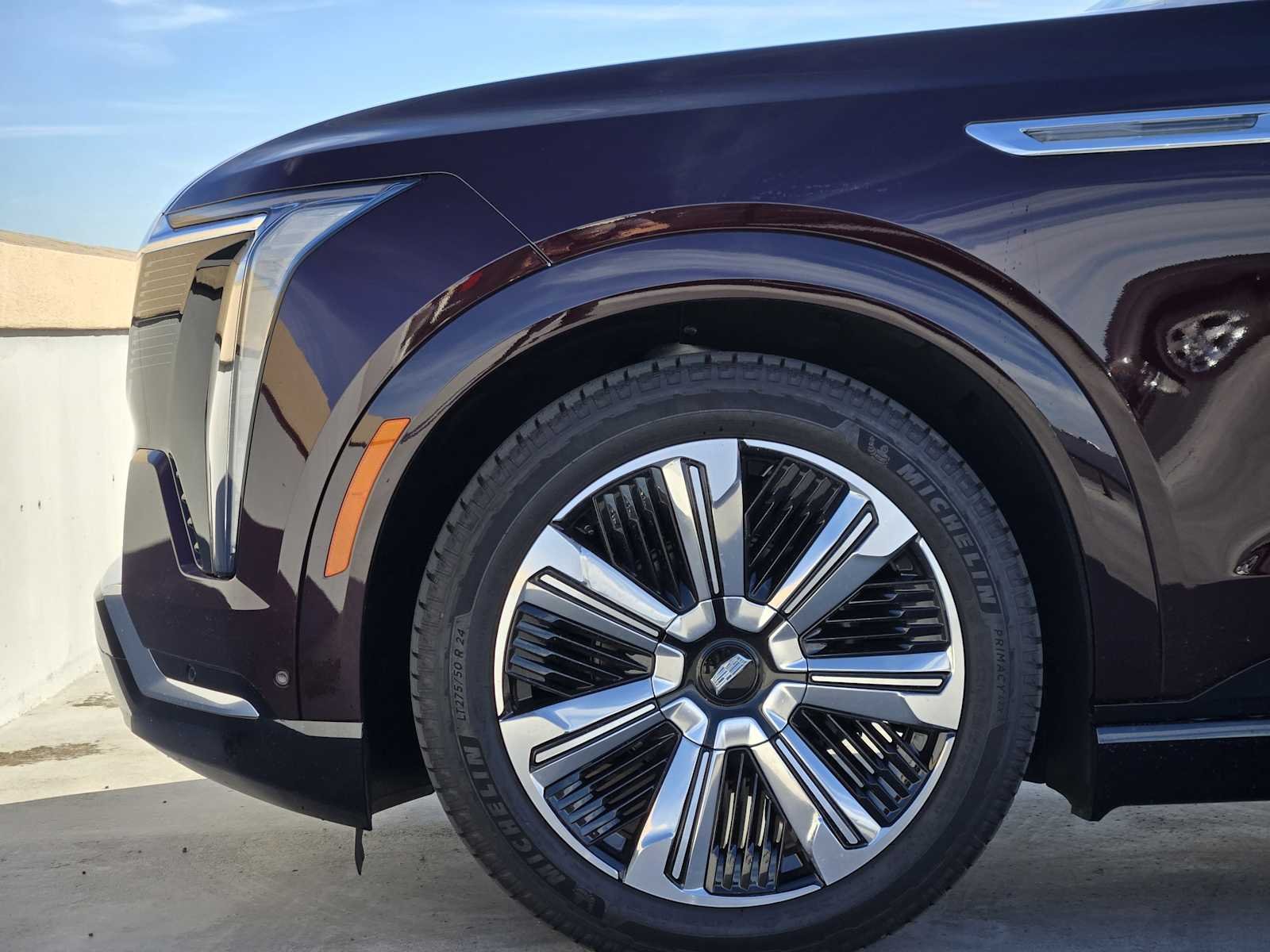 2025 Cadillac Escalade IQ Luxury 2 - Photo 6