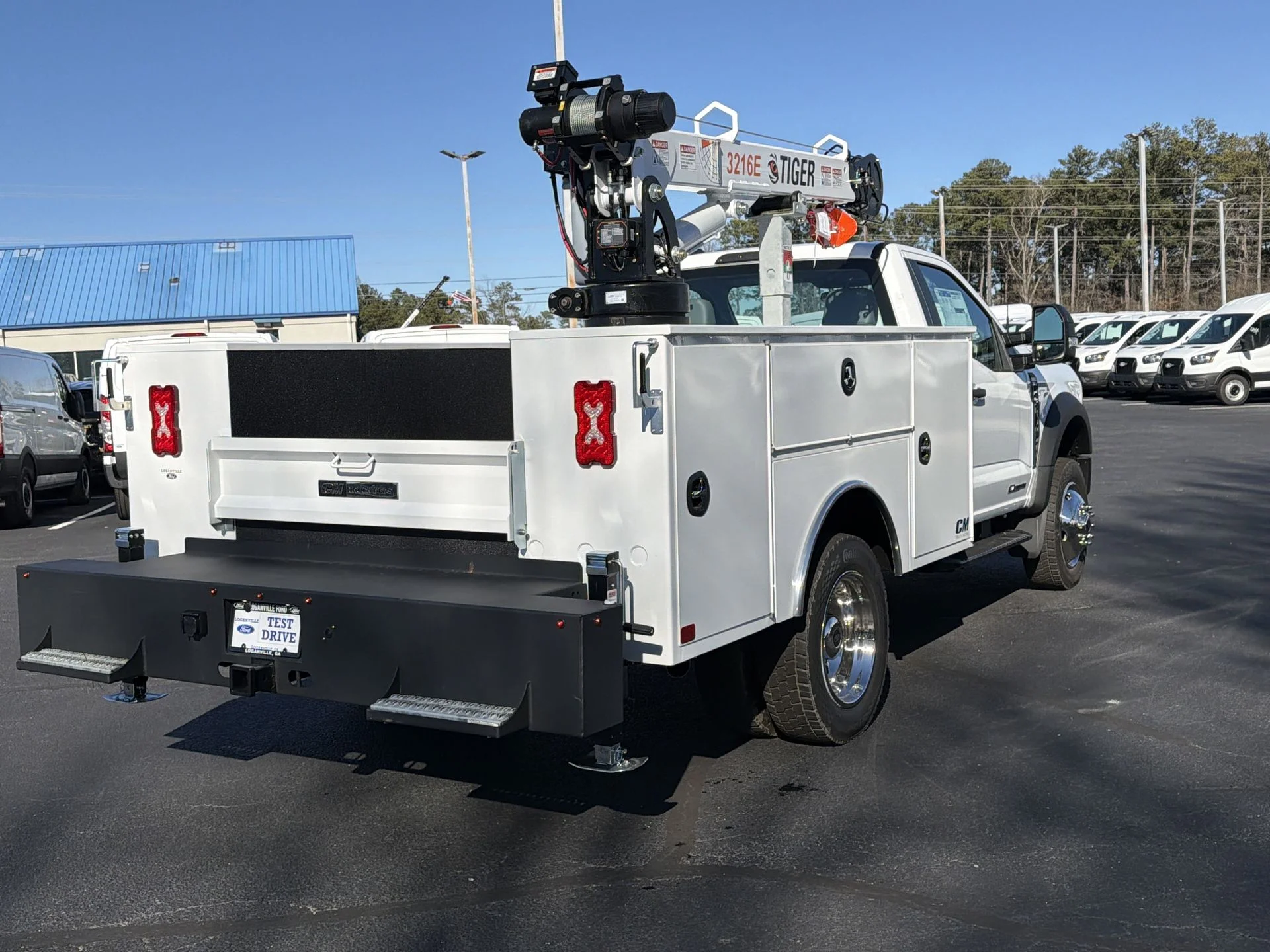 New 2025 Oxford White Ford F-450® XL image 22