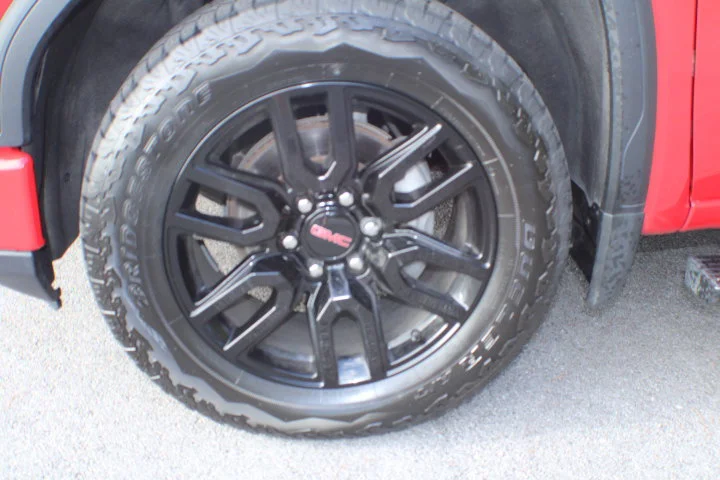 Certified Used 2024 Cardinal Red GMC Elevation image 5