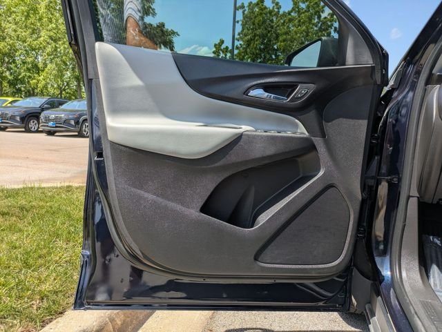 2020 Chevrolet Equinox LS - Photo 12