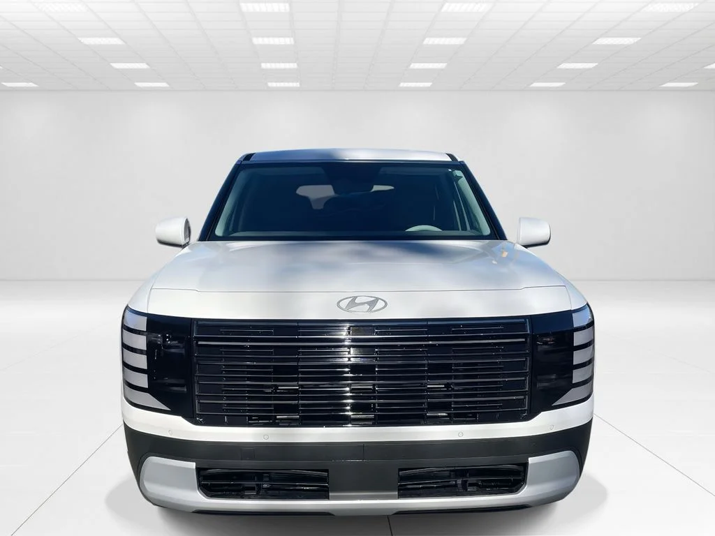 New 2026 White Hyundai SE image 2