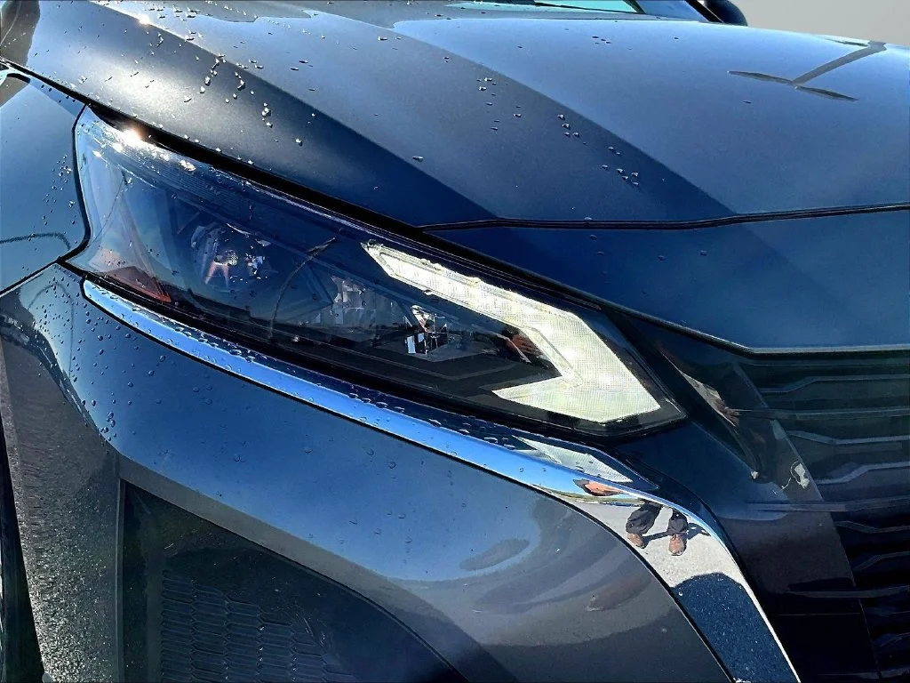 Used 2025 Gray Nissan 2.5 SV image 35