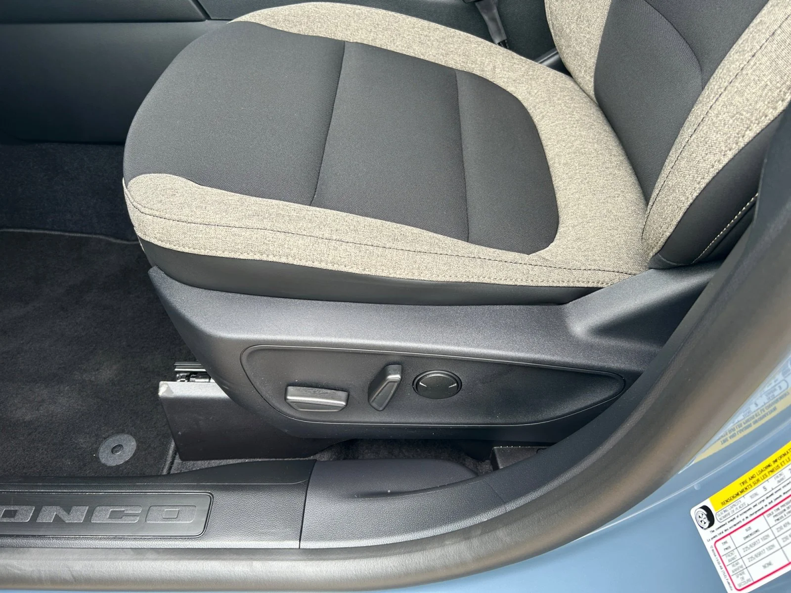 New 2026 Azure Grey Metallic Tri-Coat Ford Big Bend image 14