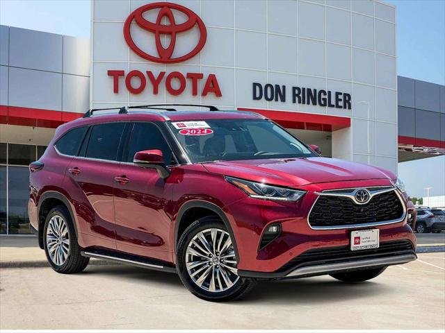 Certified Used 2024 RUBY FLARE PEARL Toyota  image 1