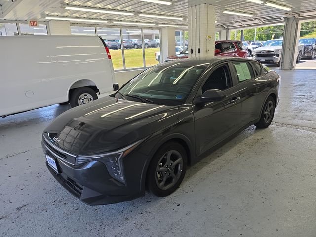 Certified Used 2025 Gray Kia LXS image 2
