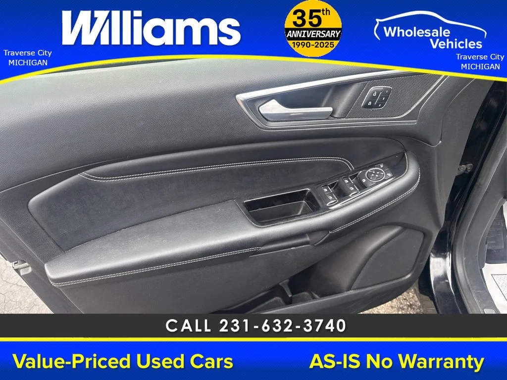 Used 2016 Shadow Black Ford Titanium image 17