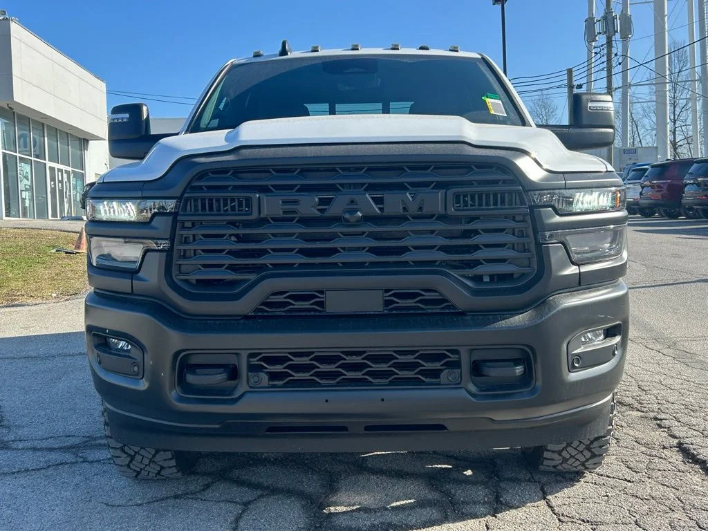 New 2026 Bright White Clear-Coat Exterior Paint RAM Tradesman image 3