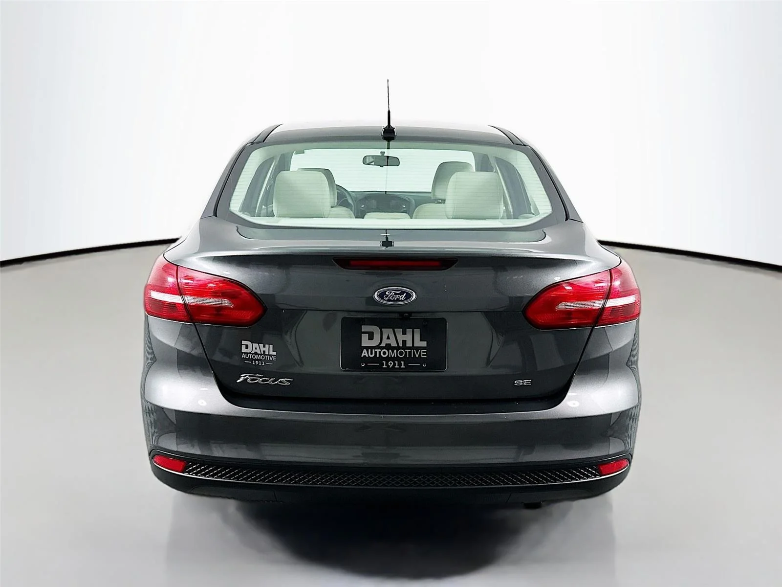 Used 2017  Ford SE image 12