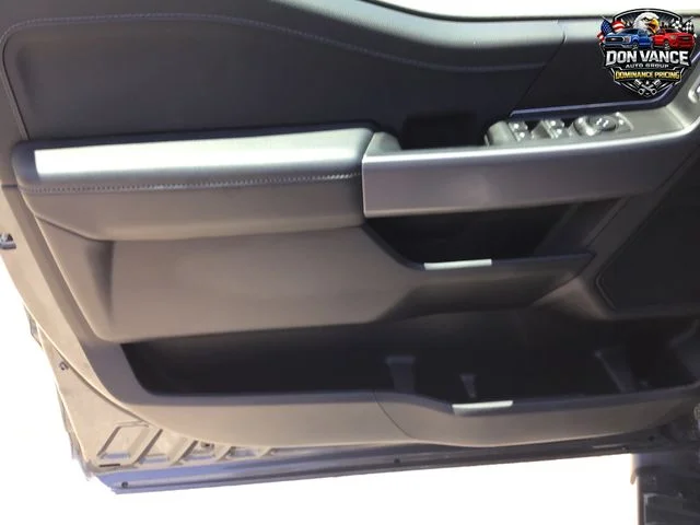 New 2026 Carbonized Gray Metallic Ford XLT image 10