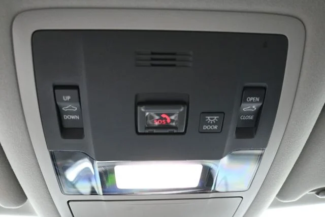 Used 2020 Silver Lexus 350 image 45