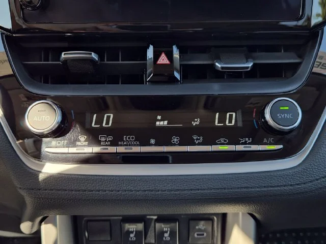Certified Used 2024  Toyota XLE image 26