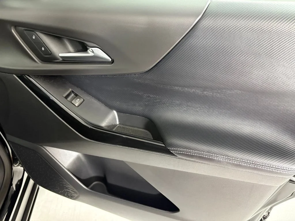 New 2026 Mosaic Black Metallic Chevrolet LT image 18