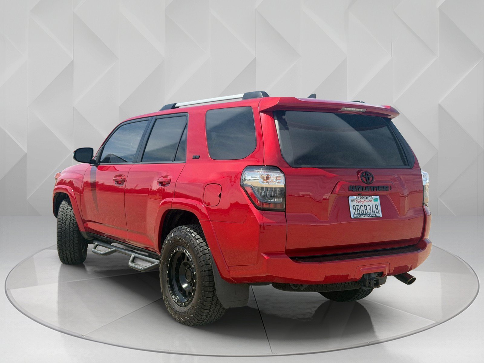 Used 2022 Barcelona Red Metallic Toyota SR5 Premium image 3