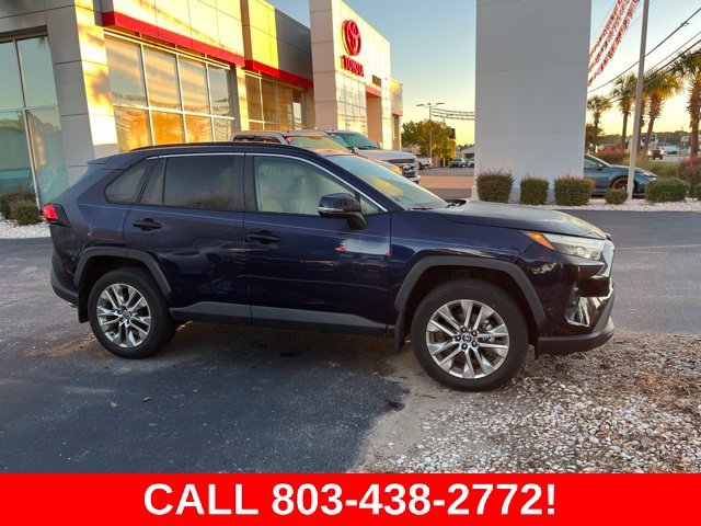 Used 2024  Toyota XLE Premium image 2