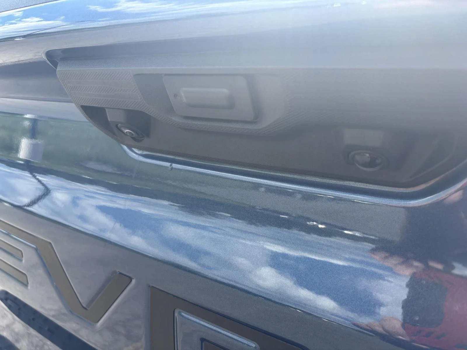 Used 2024 Lakeshore Blue Metallic Chevrolet RST image 34
