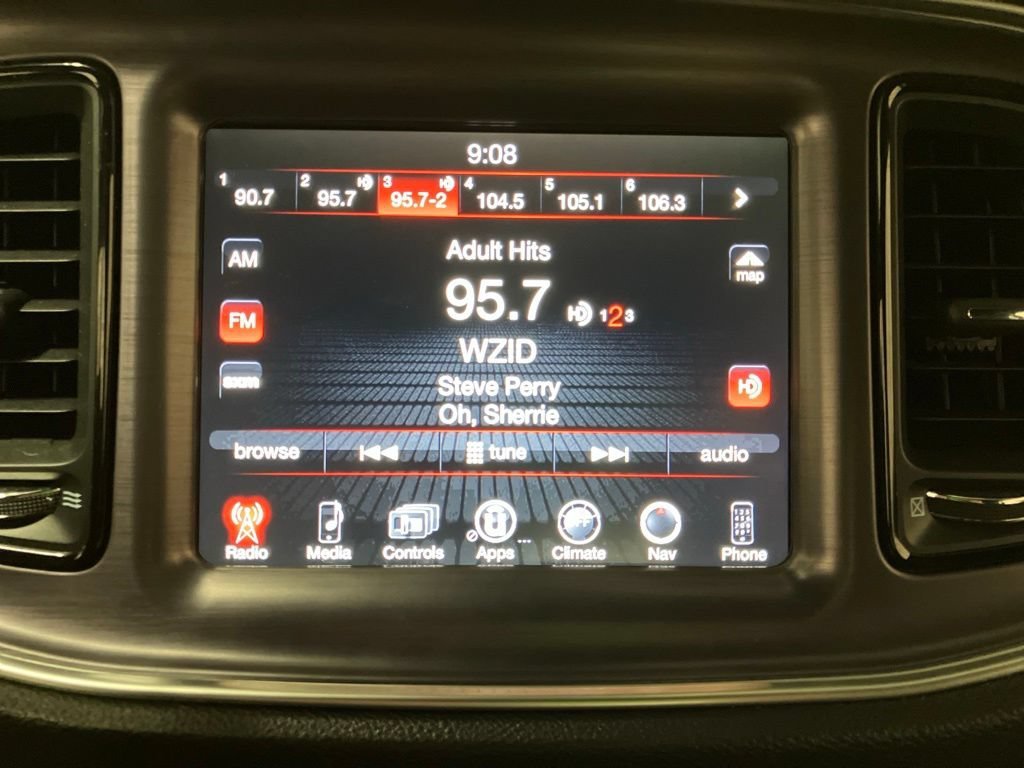 Used 2016 Pitch Black Clearcoat Dodge R/T Scat Pack image 5