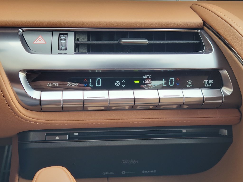 Used 2018 Infrared Lexus 500 image 18